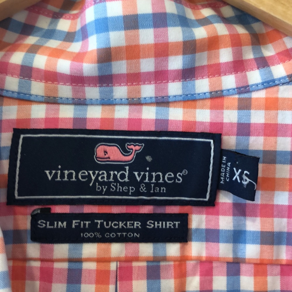 NWT Vineyard Vines Men’s “Slim Fit Tucker Shirt” button up X-Small 100% Cotton - Picture 3 of 3